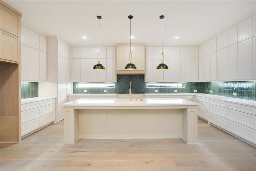 Saddle Creek - Residential