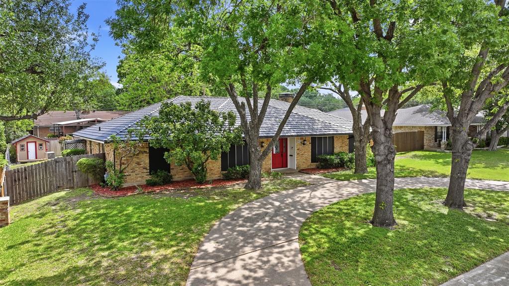 1814 N Carrier Parkway