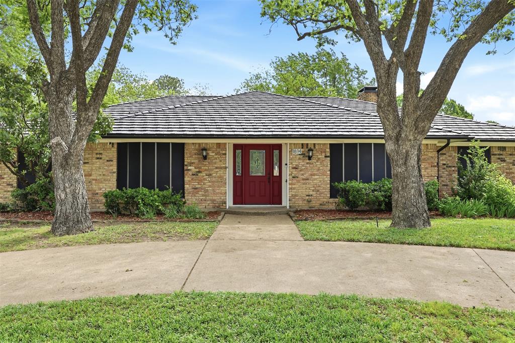 1814 N Carrier Parkway