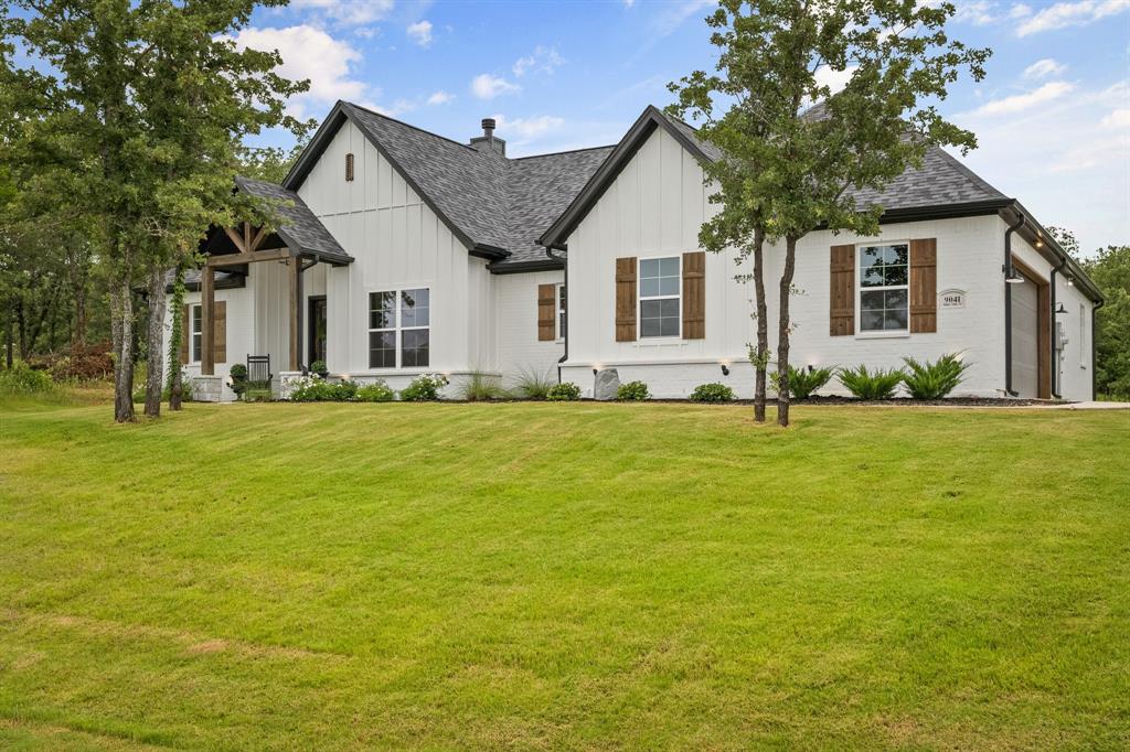 9041 Valley Oak Court