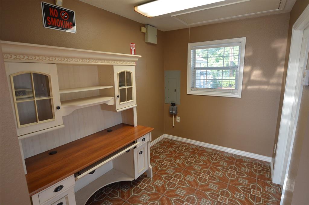 T W Bracketts - Commercial Lease