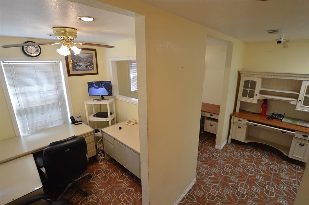 T W Bracketts - Commercial Lease