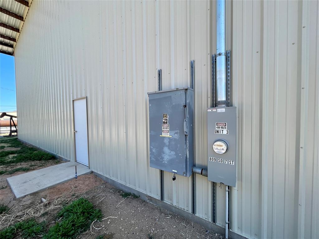 Books Add - Commercial Sale