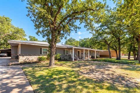 Photo of 1308 W 14th Street, Cisco, TX 76437 (MLS # 21350528)