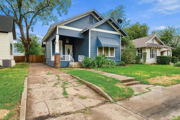 806 W GANDY ST, DENISON, TX 75020 - Image 60b366dfbc42d856d2d7cc8f13bc64e8/3516910920