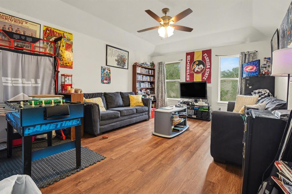 Oaks Of Highland Village - Residential