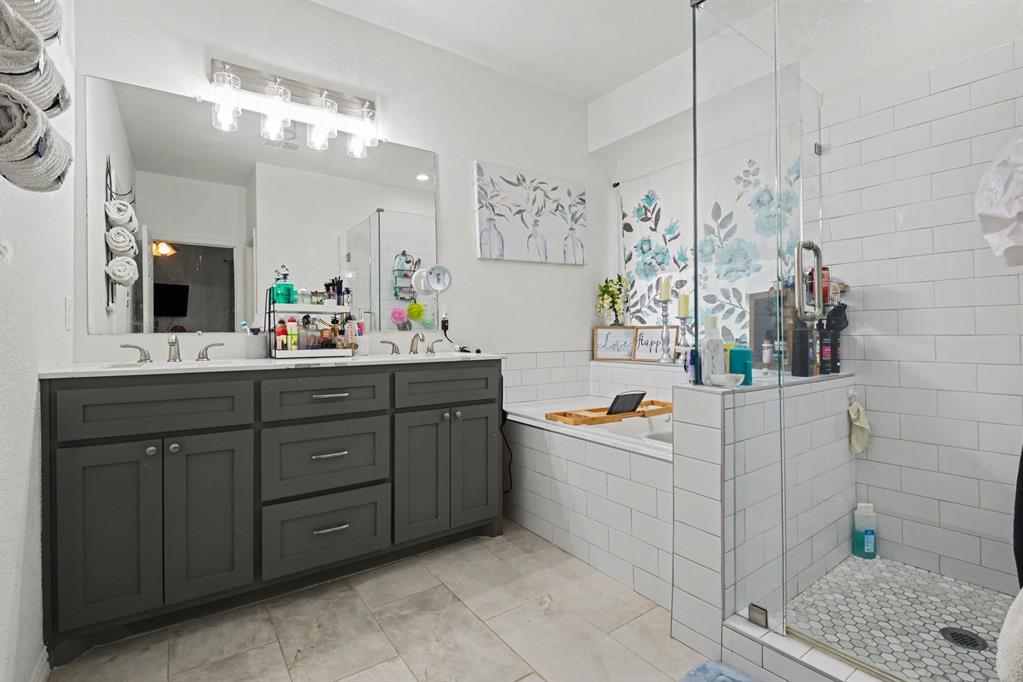 Oaks Of Highland Village - Residential