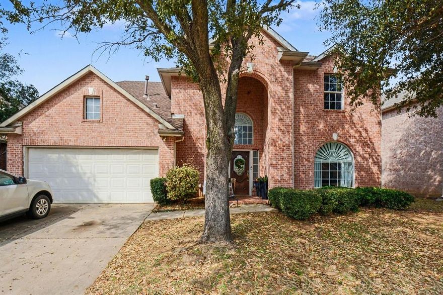 Welcome to this spacious 5-bedroom home in the heart of Highland Village, TX, perfectly located near top-rated schools, neighborhood parks, and everyday conveniences—with no HOA to limit your lifestyle. Designed for comfortable living and effortless entertaining, this home offers generous living spaces and plenty of room to grow.

Enjoy a beautifully upgraded kitchen featuring modern finishes, ample cabinetry, and space to gather, along with updated bathrooms that add a fresh, contemporary feel throughout the home. The flexible floor plan provides room for family, guests, home offices, or play spaces, making it easy to adapt to your needs.

Step outside to enjoy a large yard with endless possibilities for outdoor living, recreation, or relaxation. With its prime location, abundant space, and thoughtful upgrades, this home is a rare find in an established, sought-after community.

Don’t miss the opportunity to make this Highland Village gem your own!