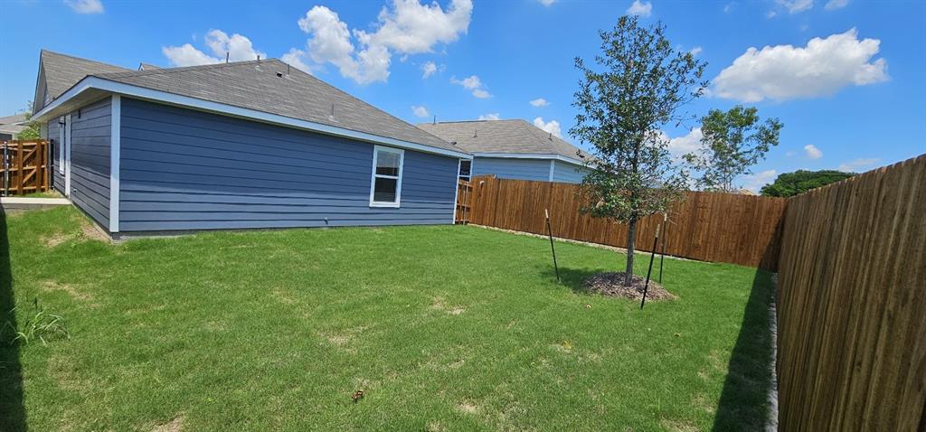 PRESERVE AT HONEY CREEK PHASE 6 - Residential Lease