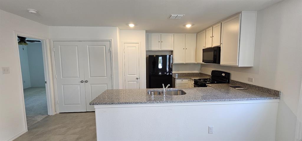 PRESERVE AT HONEY CREEK PHASE 6 - Residential Lease