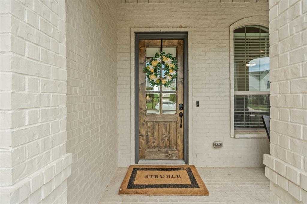 513 Point Vista Drive