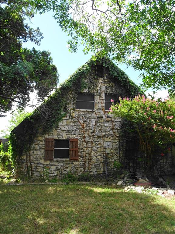 1009 Laguna Vista Court