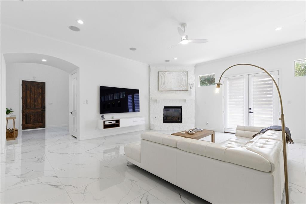 4311 Verde Lane
