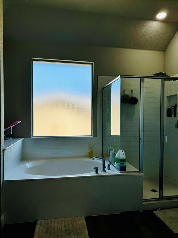 The Alcove at Hickory Creek - Residential