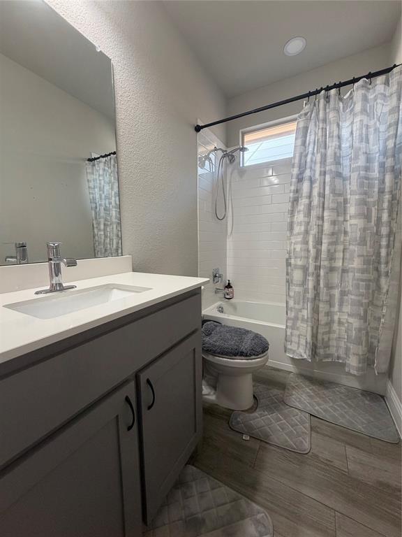 The Alcove at Hickory Creek - Residential