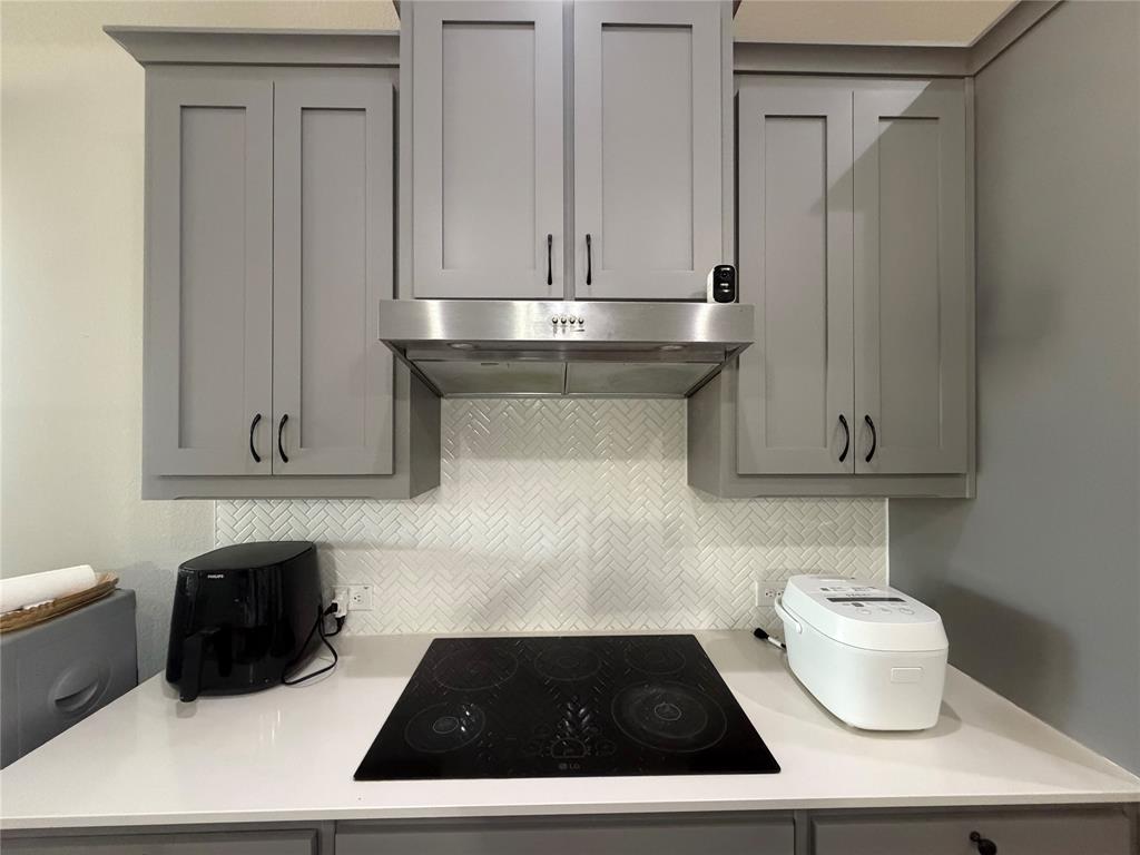 The Alcove at Hickory Creek - Residential