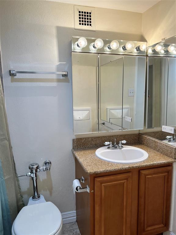 Twenty-One Turtle Creek Condo - Residential Lease