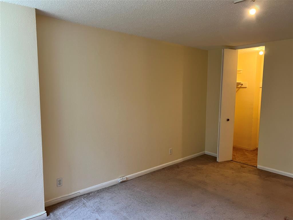 Twenty-One Turtle Creek Condo - Residential Lease