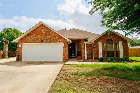 Photo of 7708 Chandler Court, North Richland Hills, TX 76182 (MLS # 21249206)