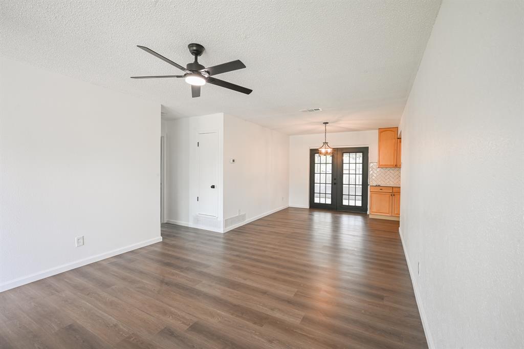 8511 Strathmore Drive
