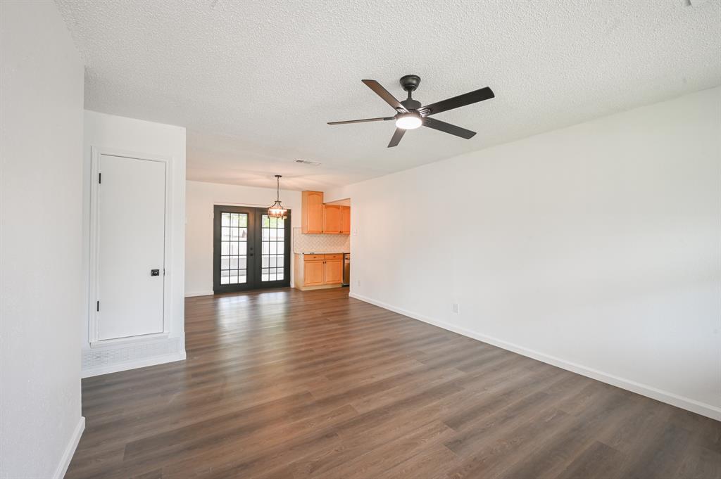 8511 Strathmore Drive