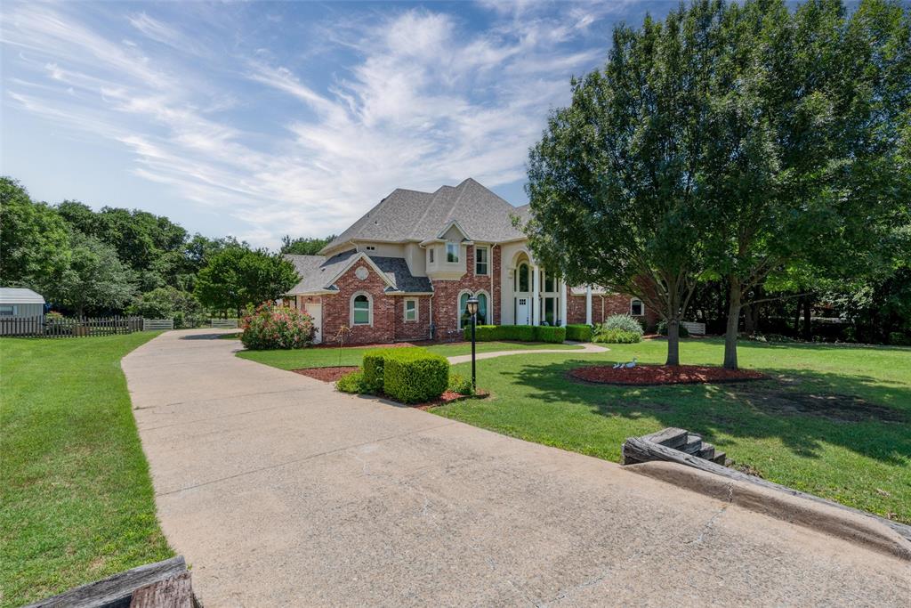 3873 Heritage Trail