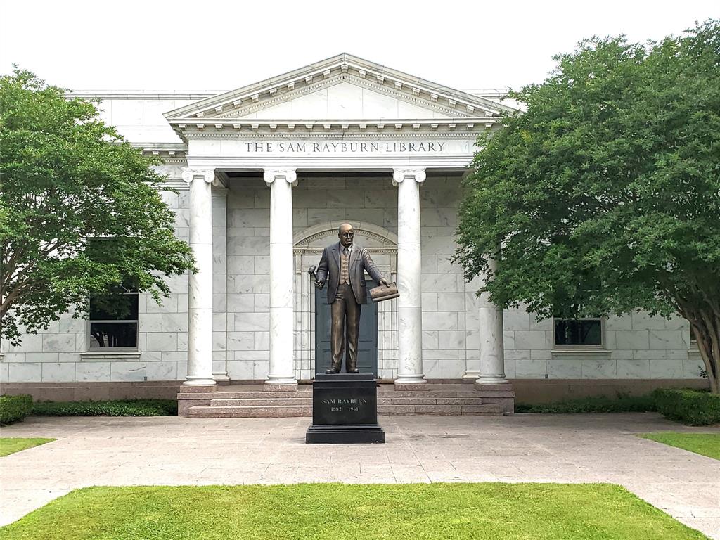 A1018 J P Simpson - Land