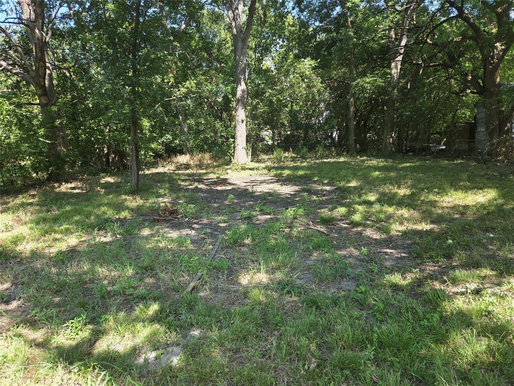 A1018 J P Simpson - Land