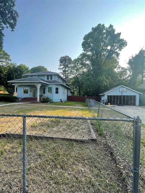 1715 Fairgrounds Drive