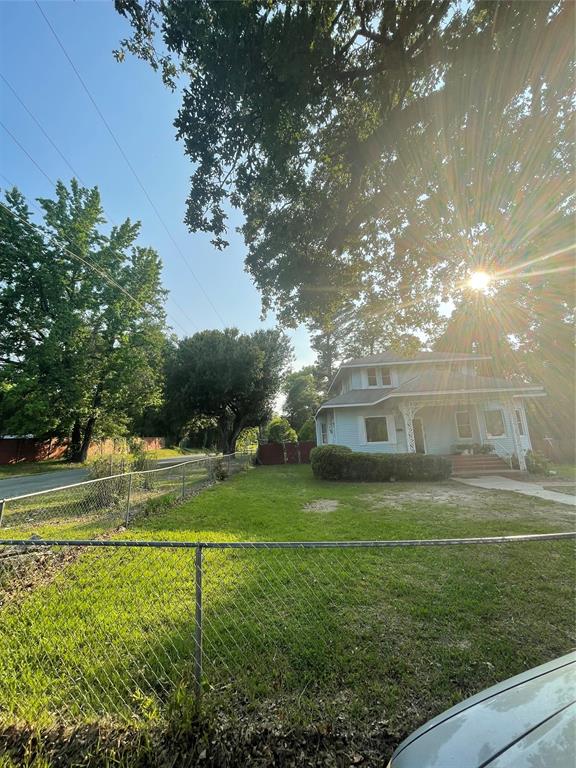 1715 Fairgrounds Drive