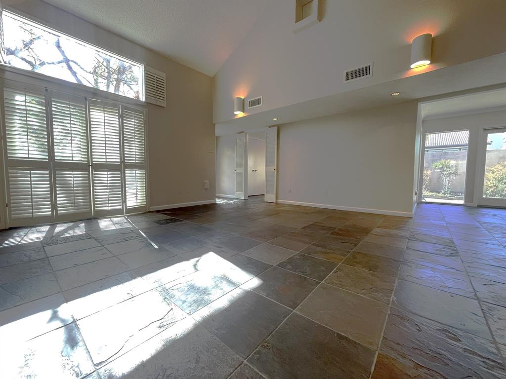 Oak Tree Village - Residential