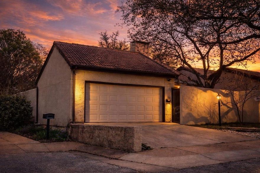 $12,750 SELLER CONCESSIONS!
The home features an open and comfortable layout with vaulted ceilings, a fireplace in the main living area, and large windows that bring in natural light throughout the home. The living and dining areas connect easily to the kitchen, creating a functional space for everyday living and entertaining.
The primary bedroom provides a generous retreat with ample closet space and a private bath, while the additional bedrooms offer flexibility for guests, a home office, or hobby space. Architectural details and built-ins add character to the interior.
Step outside to a private patio area ideal for relaxing or enjoying time outdoors. The property also includes a two-car attached garage and low-maintenance living within a well-maintained community.
Oak Tree Village residents enjoy access to community amenities including a pool, clubhouse, greenbelt areas, and tennis courts. The location offers convenient access to Highway 75, I-635, shopping, dining, and many Lake Highlands attractions, making commuting and daily errands easy.
A great opportunity to own a spacious townhome in a desirable Northeast Dallas neighborhood.