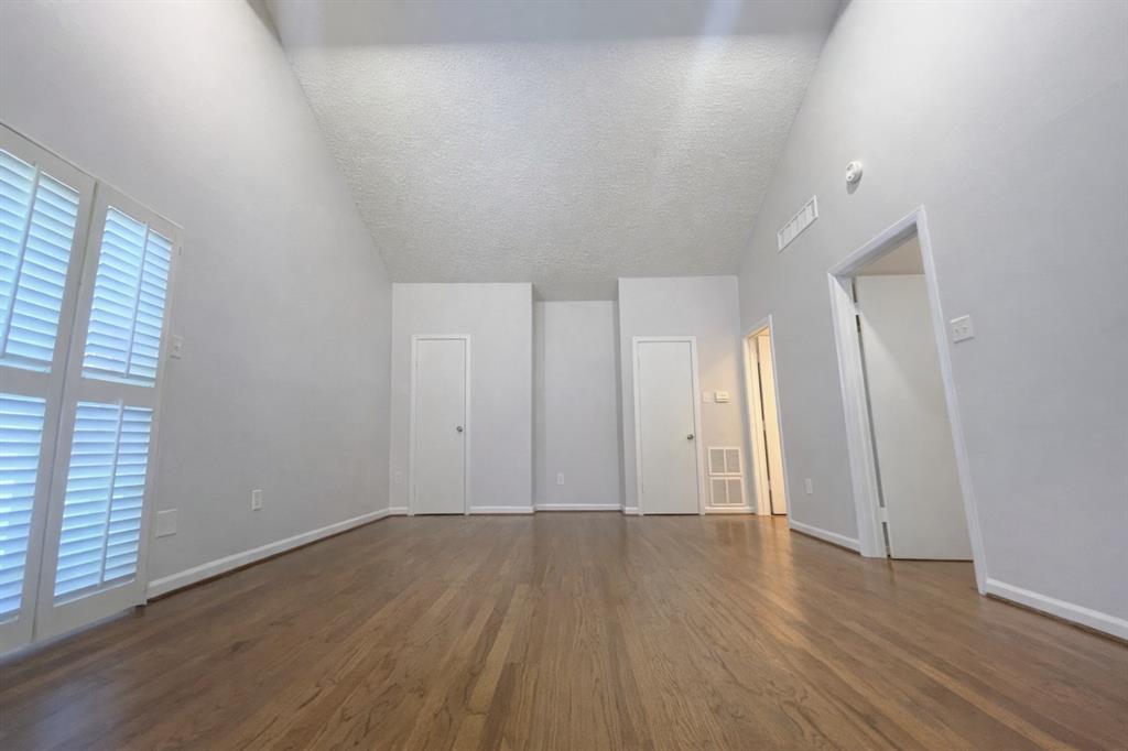 Oak Tree Village - Residential