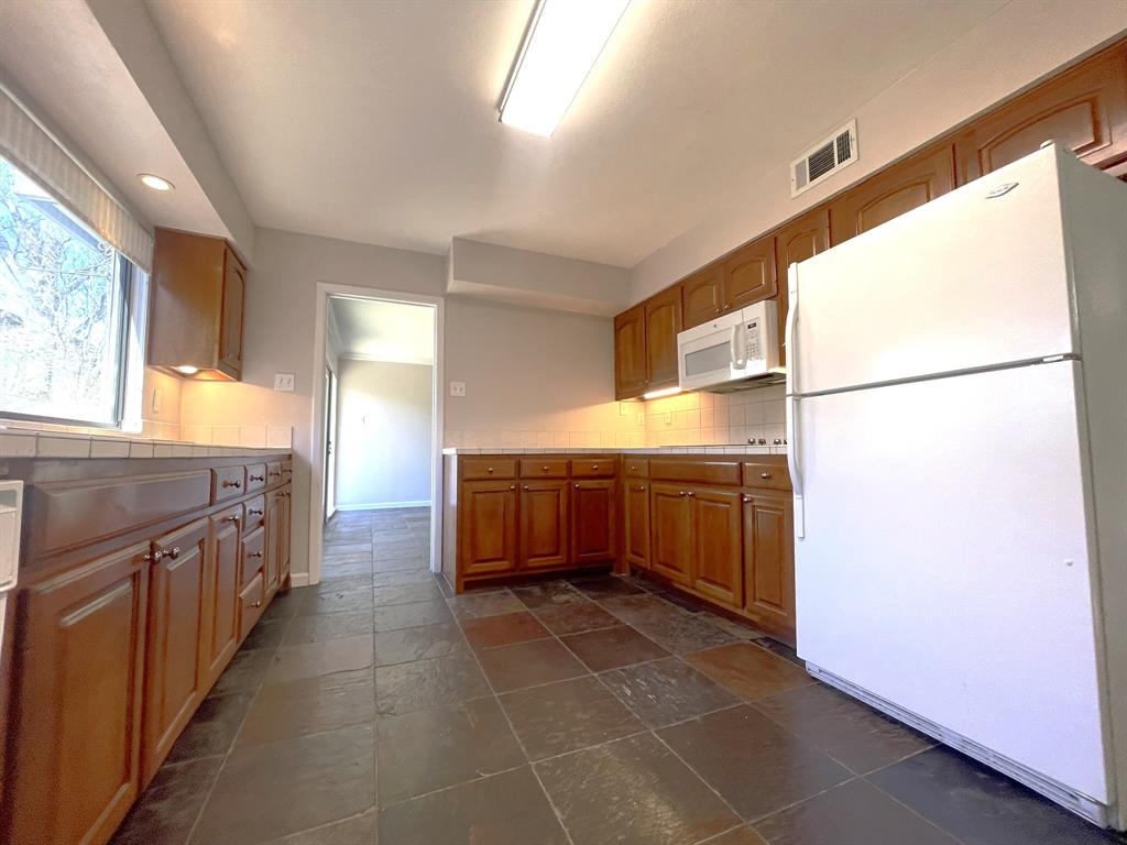 Oak Tree Village - Residential