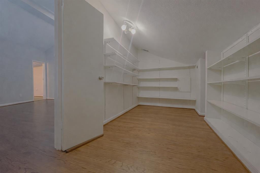 Oak Tree Village - Residential