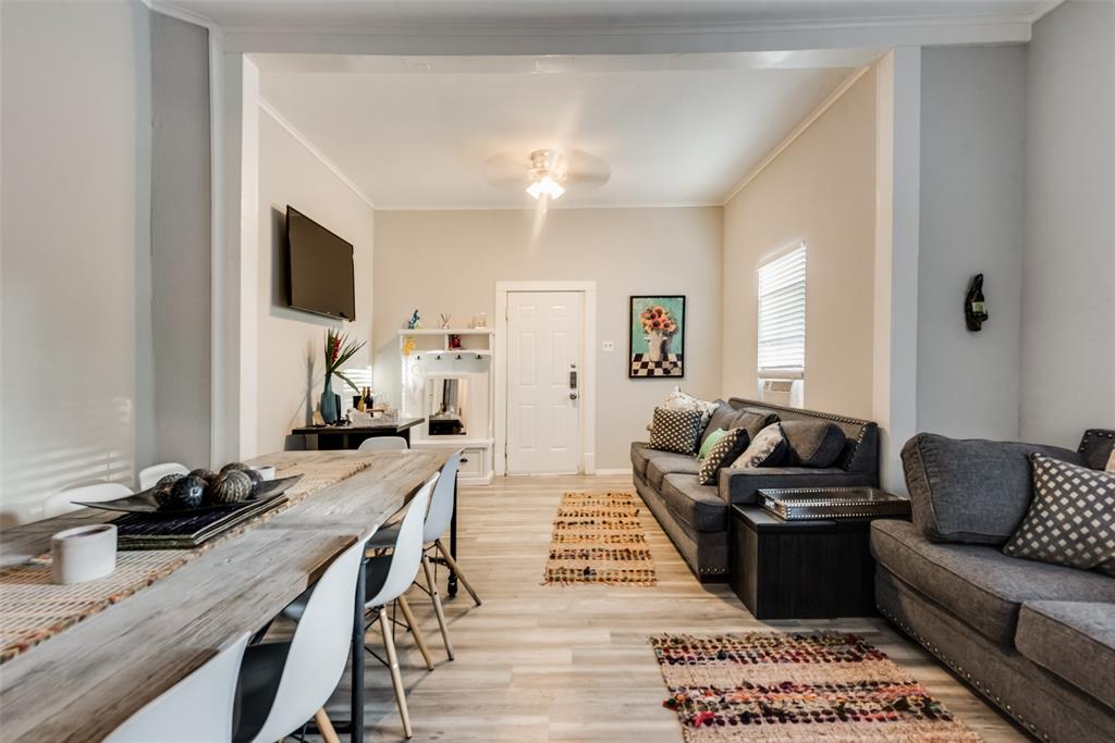 Dallas Land & Loan 02 - Residential Income