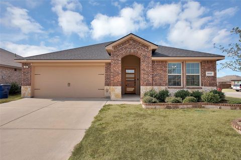 1017 Whispering Oak Drive Royse City TX 75189