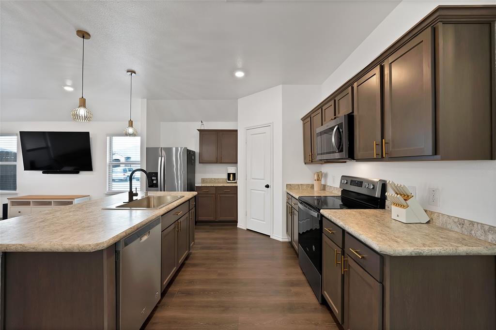 Verandah Ph 3b1 - Residential