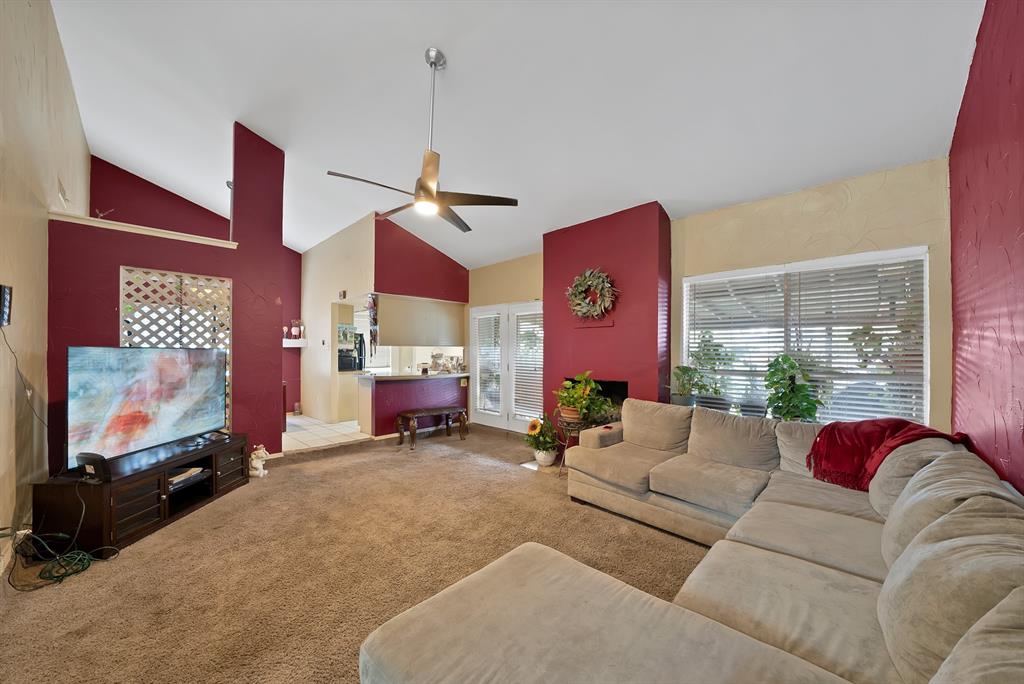 2913 Green Oaks Drive