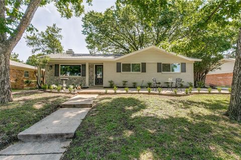 1016 Livingston Drive Hurst TX 76053