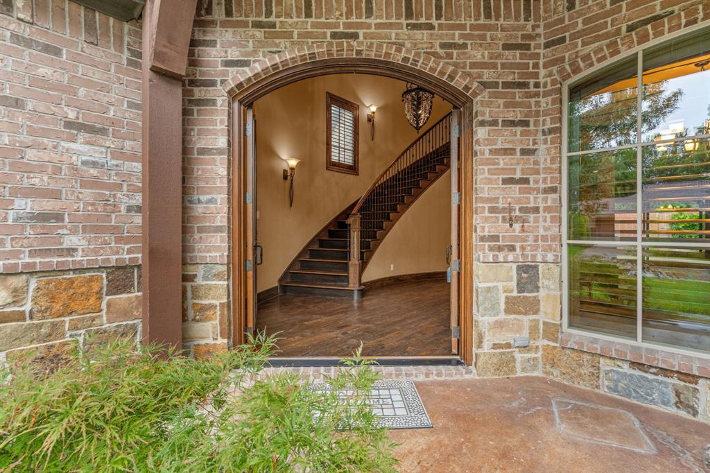 4532 Elm River Court