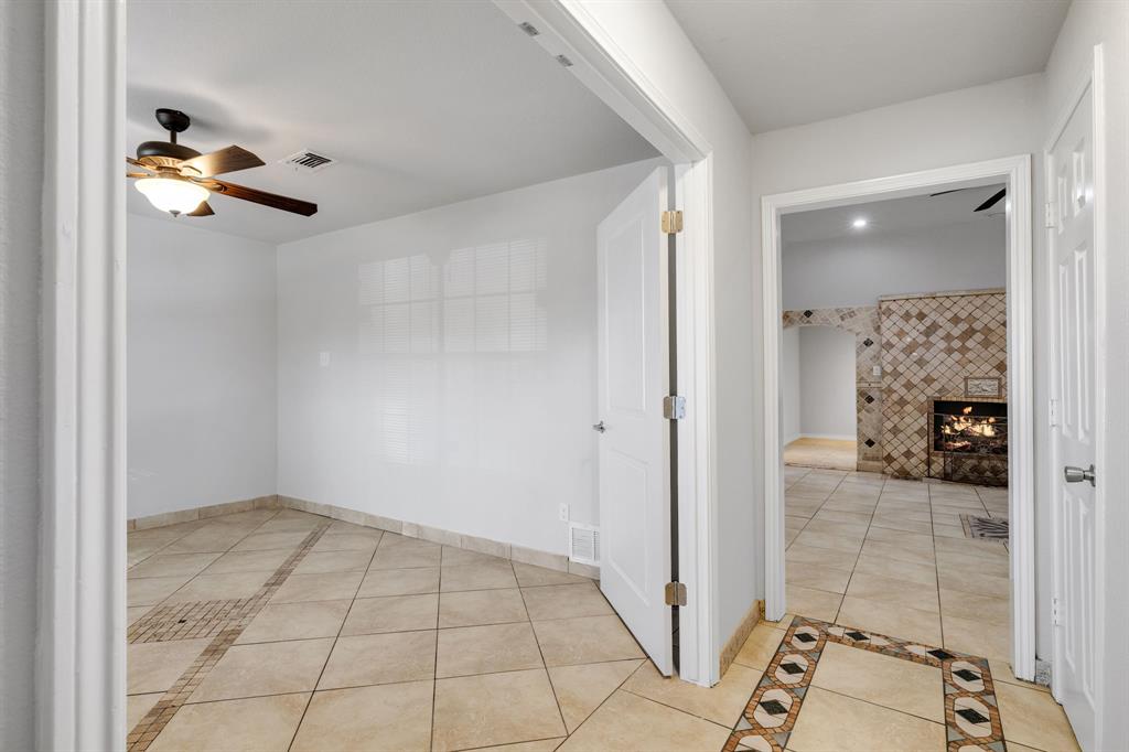 2905 Cross Timbers Drive