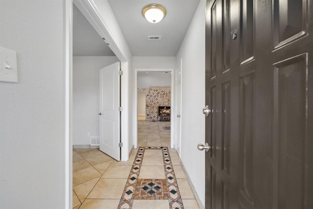 2905 Cross Timbers Drive