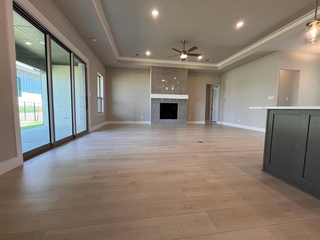 1844 Viento Way