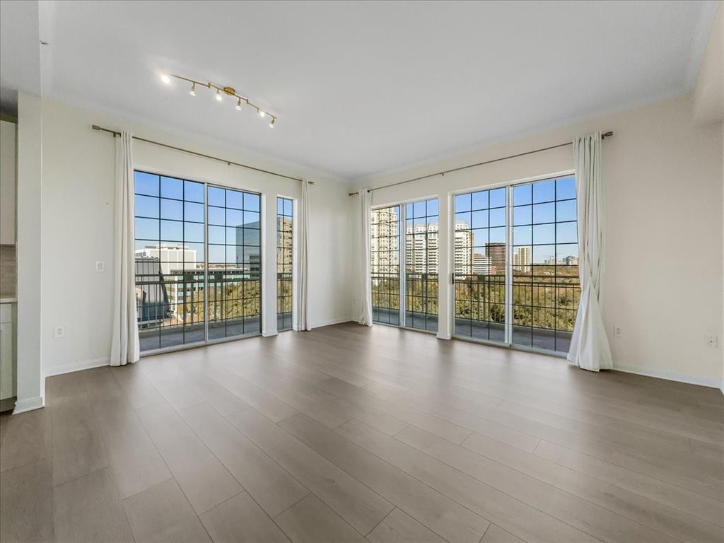 Renaissance On Turtle Creek Condo - Residential Lease