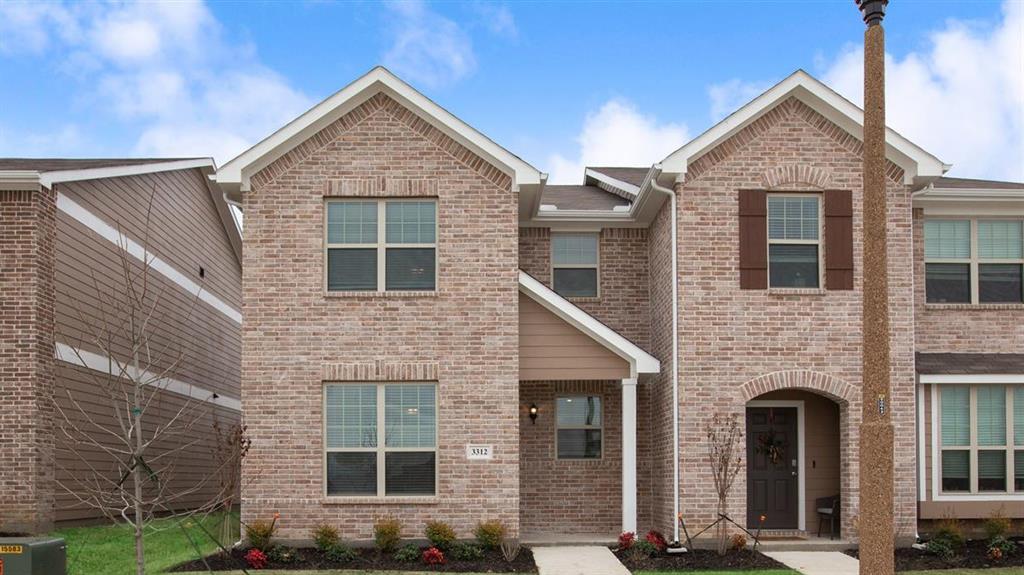 Cloverleaf Crossing Townhomes - Residential