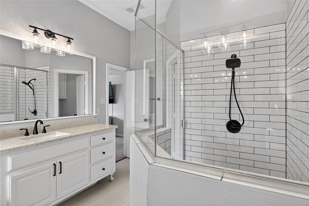 Haslet, Texas 76052, United States, 4 Bedrooms Bedrooms, ,3 BathroomsBathrooms,Residential,Pending,151616