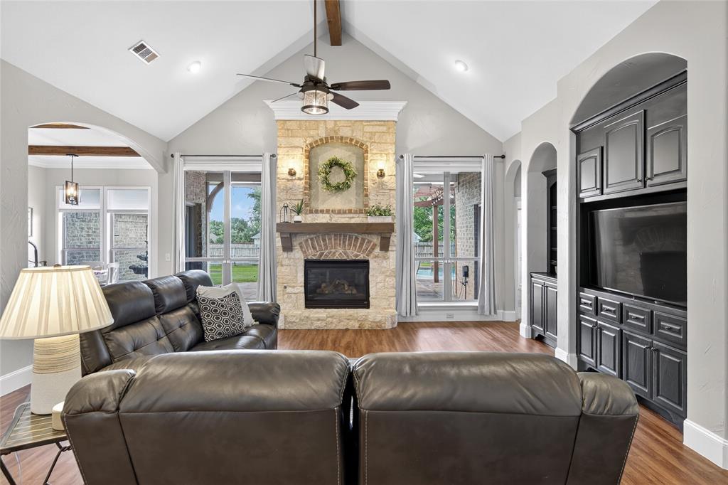 Haslet, Texas 76052, United States, 4 Bedrooms Bedrooms, ,3 BathroomsBathrooms,Residential,Pending,151616