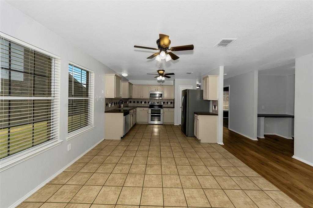 205 Broken Arrow