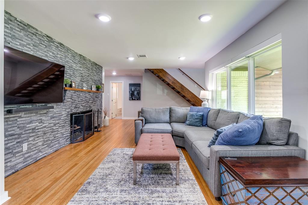 6517 Blue Valley Lane